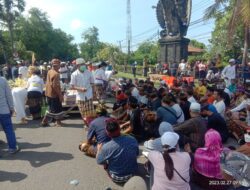 Perjuangkan SHM, Ribuan Massa Warga Gilimanuk Padati Jalan Protokol