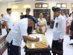 Pejabat Administrator dan Puluhan PPPK Fungsional Kesehatan Dilantik, Bupati : Berikan Pelayanan Masyarakat Secara Optimal