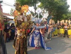 Karnaval Kemerdekaan Di Kabupaten Tegal, Hipnotis Ribuan Penonton