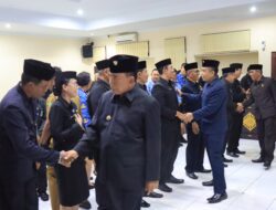 Lantik Puluhan Pejabat, Bupati : Tunjukkan Kinerja Yang Baik dan Jaga Citra Positif Pemda