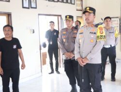 Lancarkan Proses Pemilu, Kapolres Jembrana Pantau Langsung Pengamanan Kotak dan Surat Suara