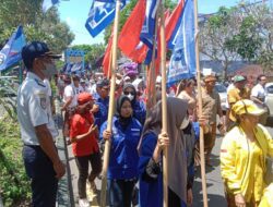 Ribuan Massa Kawal Pendaftaran ke KPU, Tamba-Dana Siapkan Delapan Program