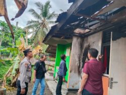 Rusak Akibat Kebakaran, Kapolsek Mendoyo Serahkan Bantuan Ke Yayasan TK Cantika Yoga