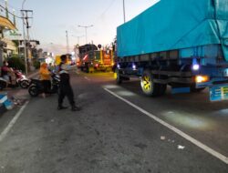 Antrian Kendaraan Mengular Akibat Cuaca Buruk, Pelabuhan Gilimanuk Tutup Sementara