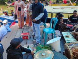 Tradisi Tahunan, Ratusan Perahu Ramaikan Petik Laut Tambak Cemandi