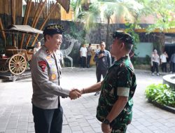Kapolda Bali dan Pangdam IX/Udayana Perkuat Soliditas TNI-Polri Jaga Stabilitas Keamanan Bali