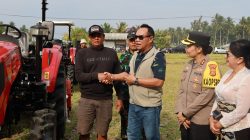 Hadiri Penyerahan Alsintan Dari Kementan, Kapolres Jembrana : Perkuat Pertanian Modern dan Ketahanan Pangan